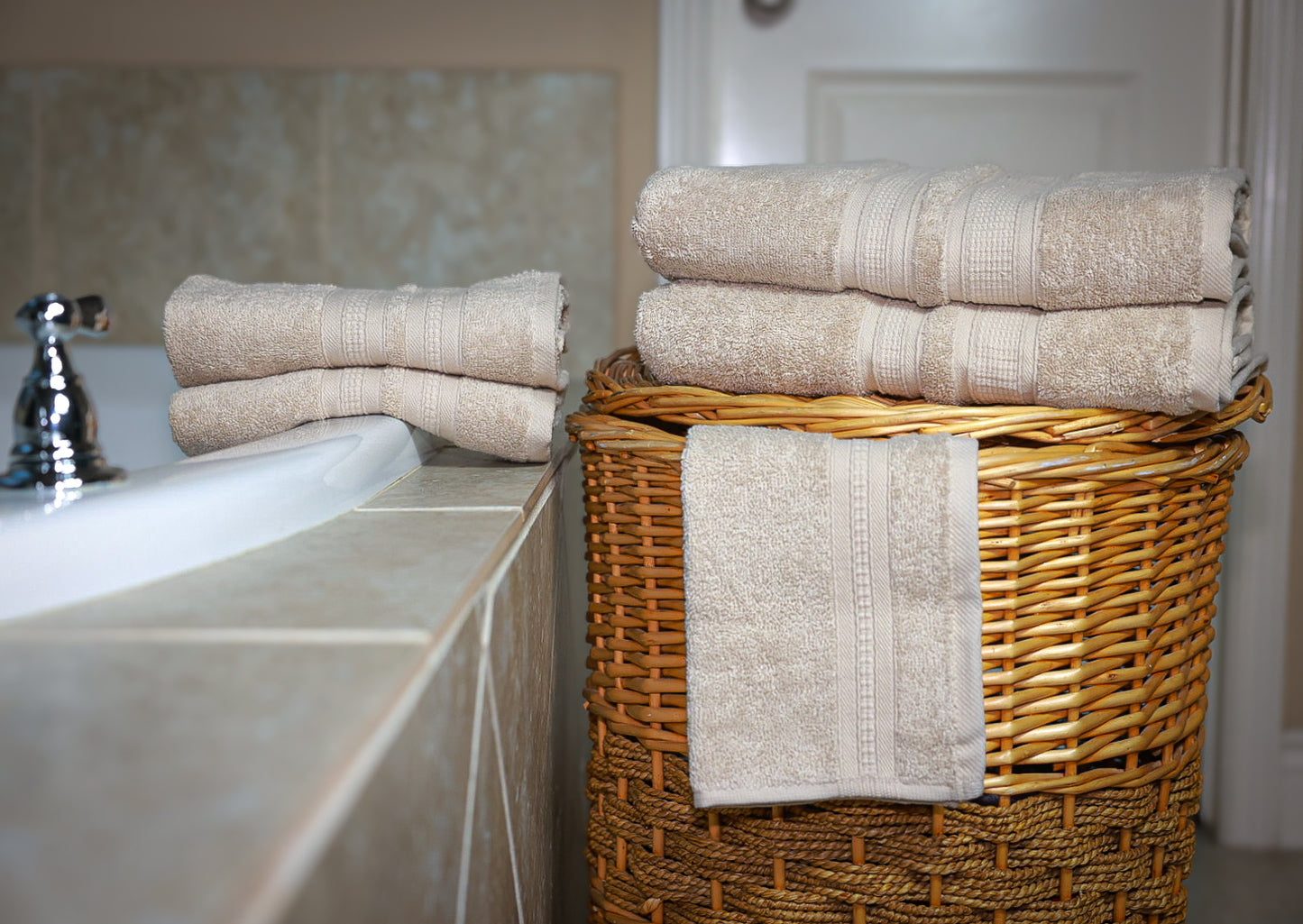 AZLINEN Beige Bath Towels