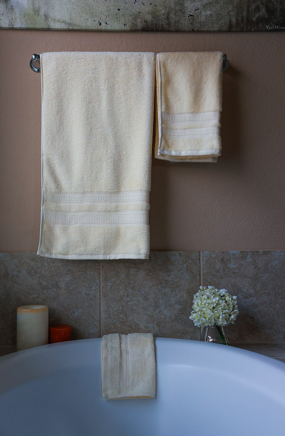 AZLINEN Cream Bath Towels