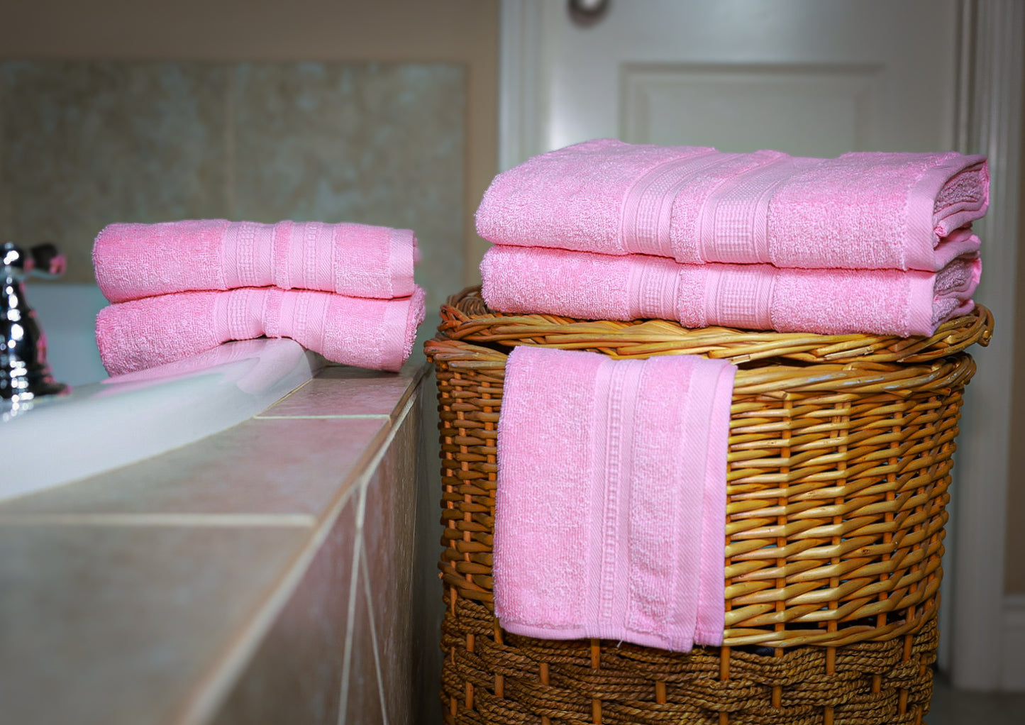 AZLINEN Pink Bath Towels